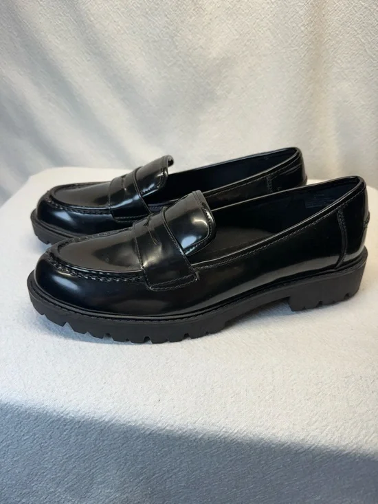 Classic Preppy Penny Loafers Vegan Black Patent Leather SchoolGirl Thick LugSole - Picture 5 of 9
